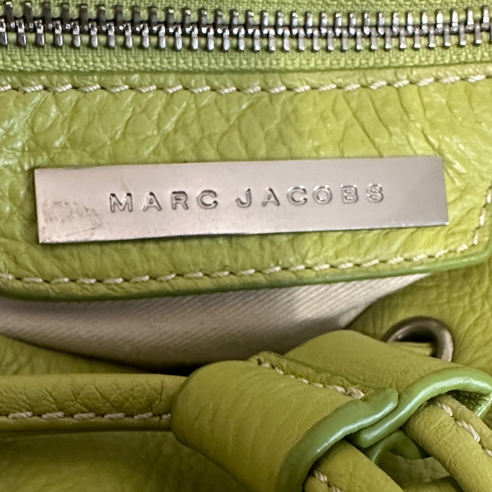 Marc Jacobs Lime Green Pebble Leather Shoulder Bag - Picture 11 of 15